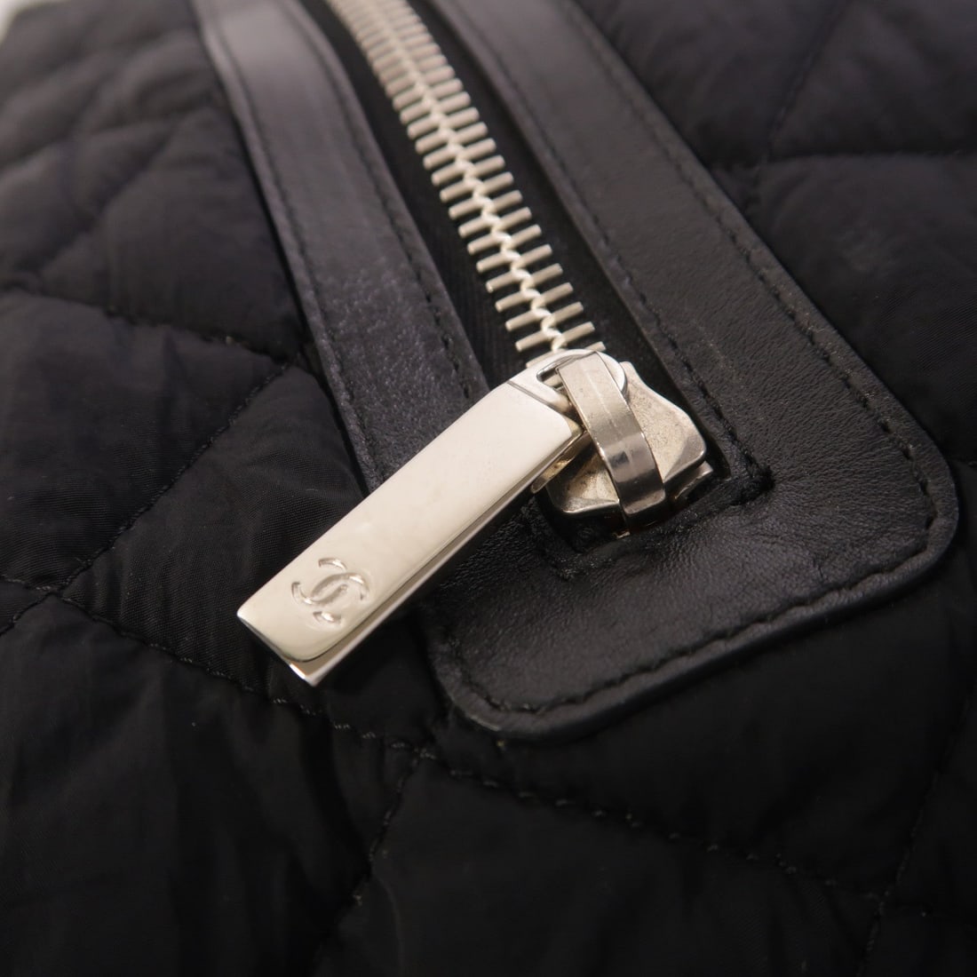 Chanel Coco Cocoon Tote Black - 17