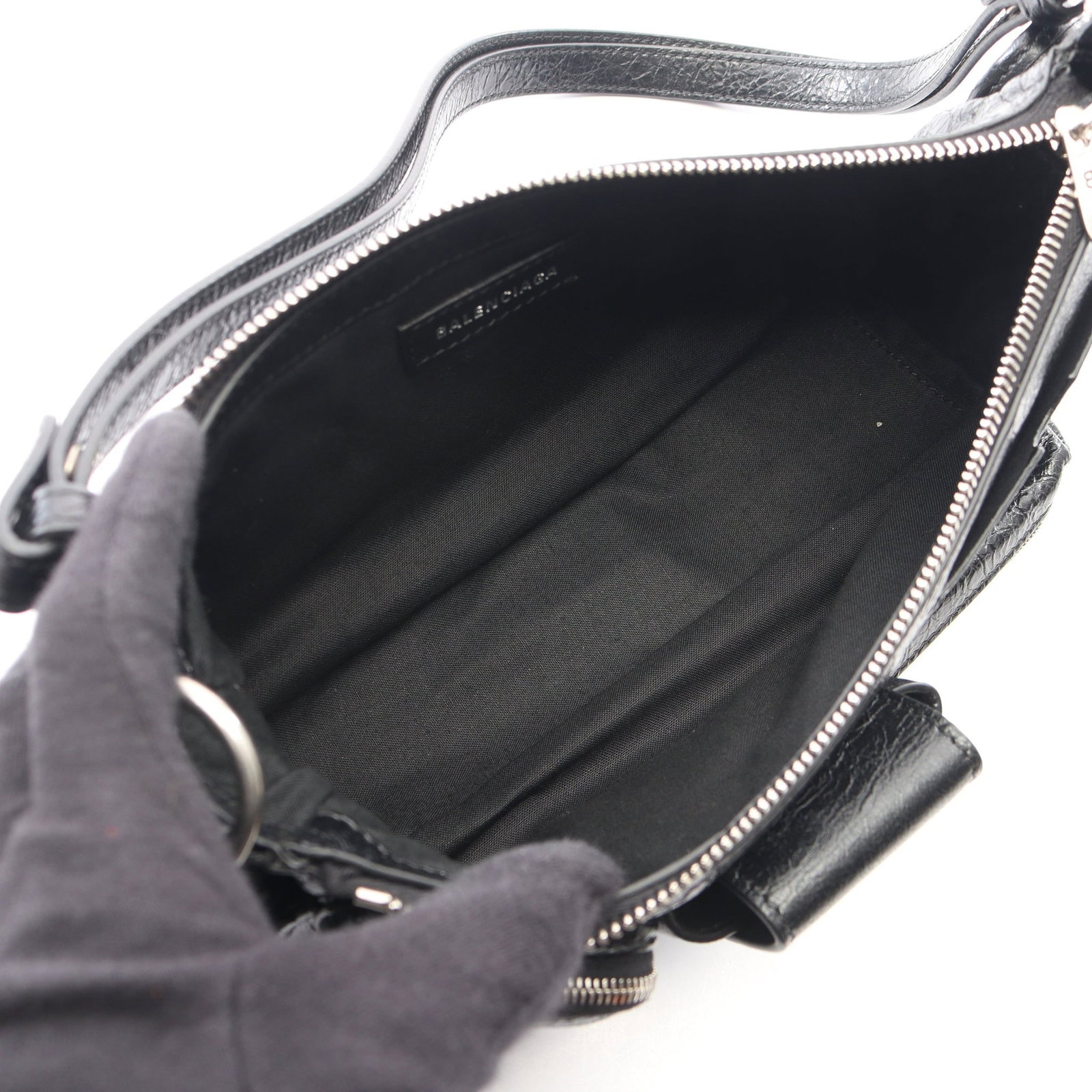 Balenciaga Super Busy Small Bag: Black leather small shoulder bag.