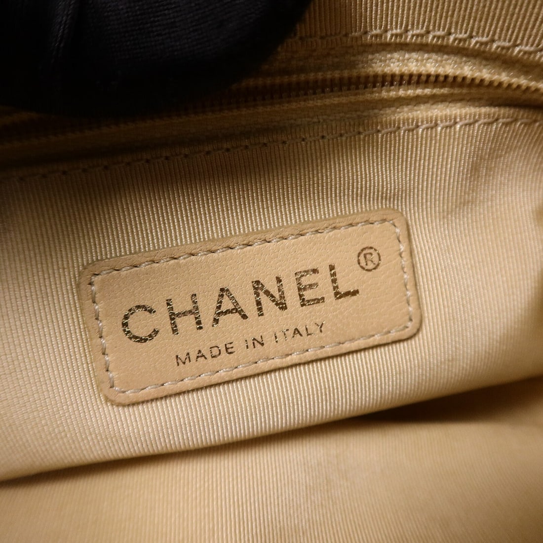 Chanel CC Chain Shoulder Bag - 7