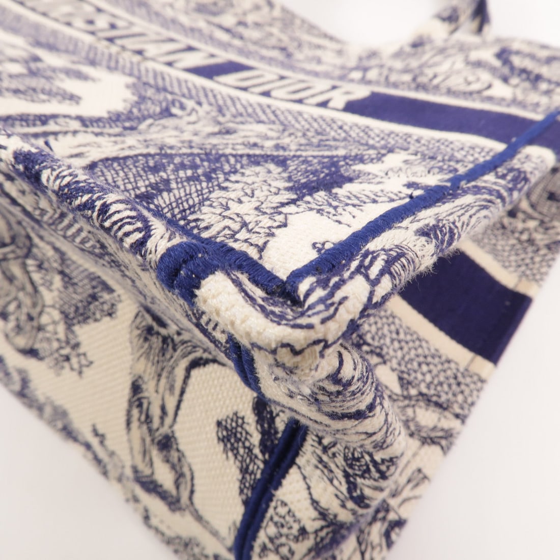 Dior Book Tote Medium - 11