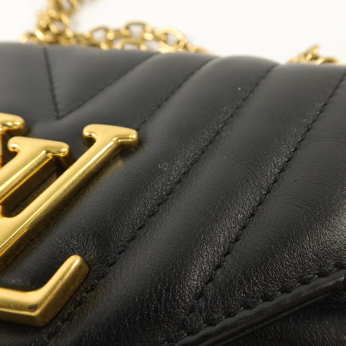 Louis Vuitton New Wave Chain PM - 20