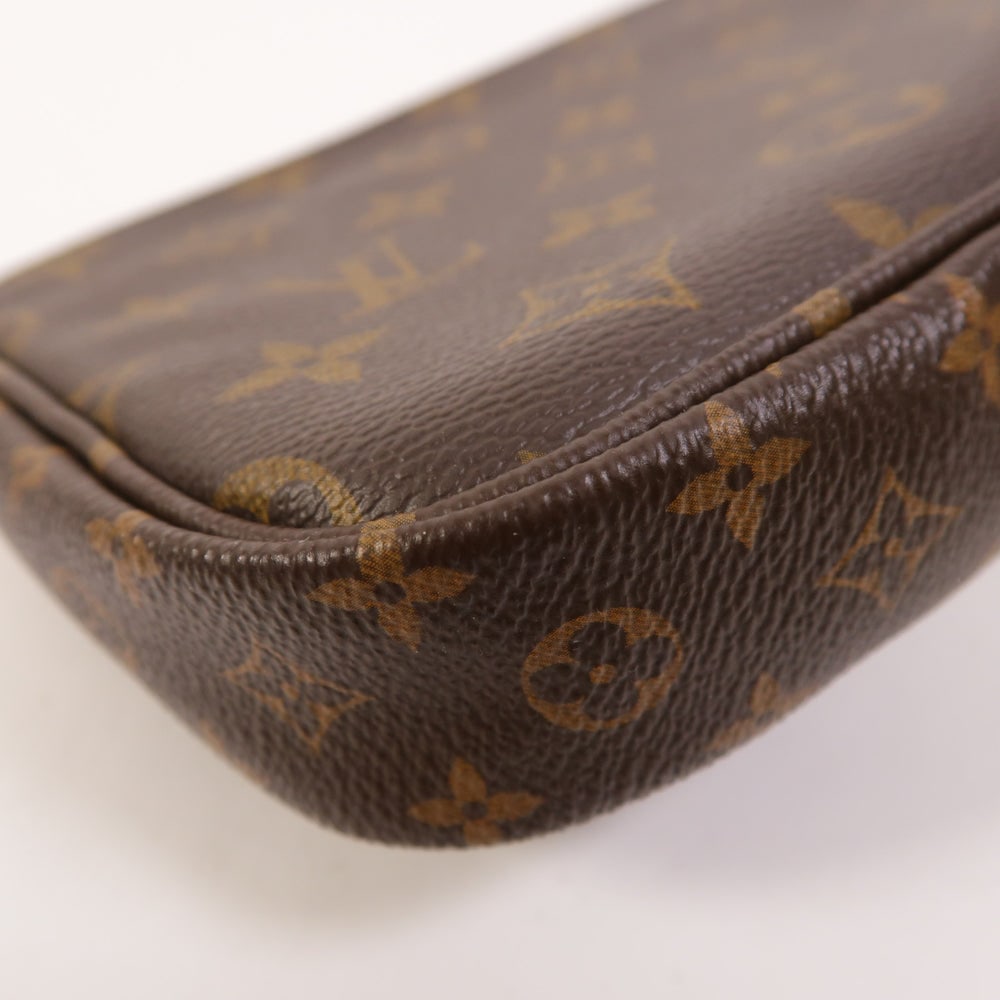 Louis Vuitton Multi Pochette Accessoires - 13