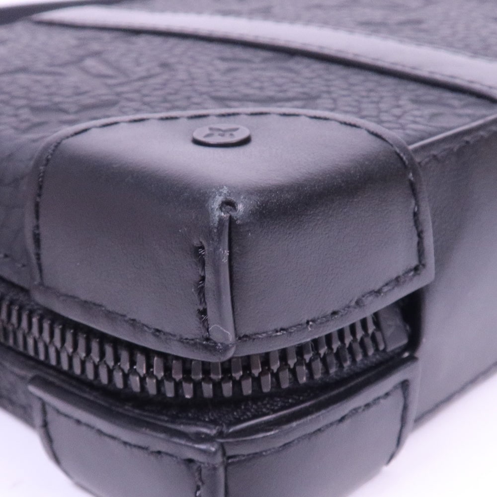 LV Soft Trunk Taurillon Black - 10