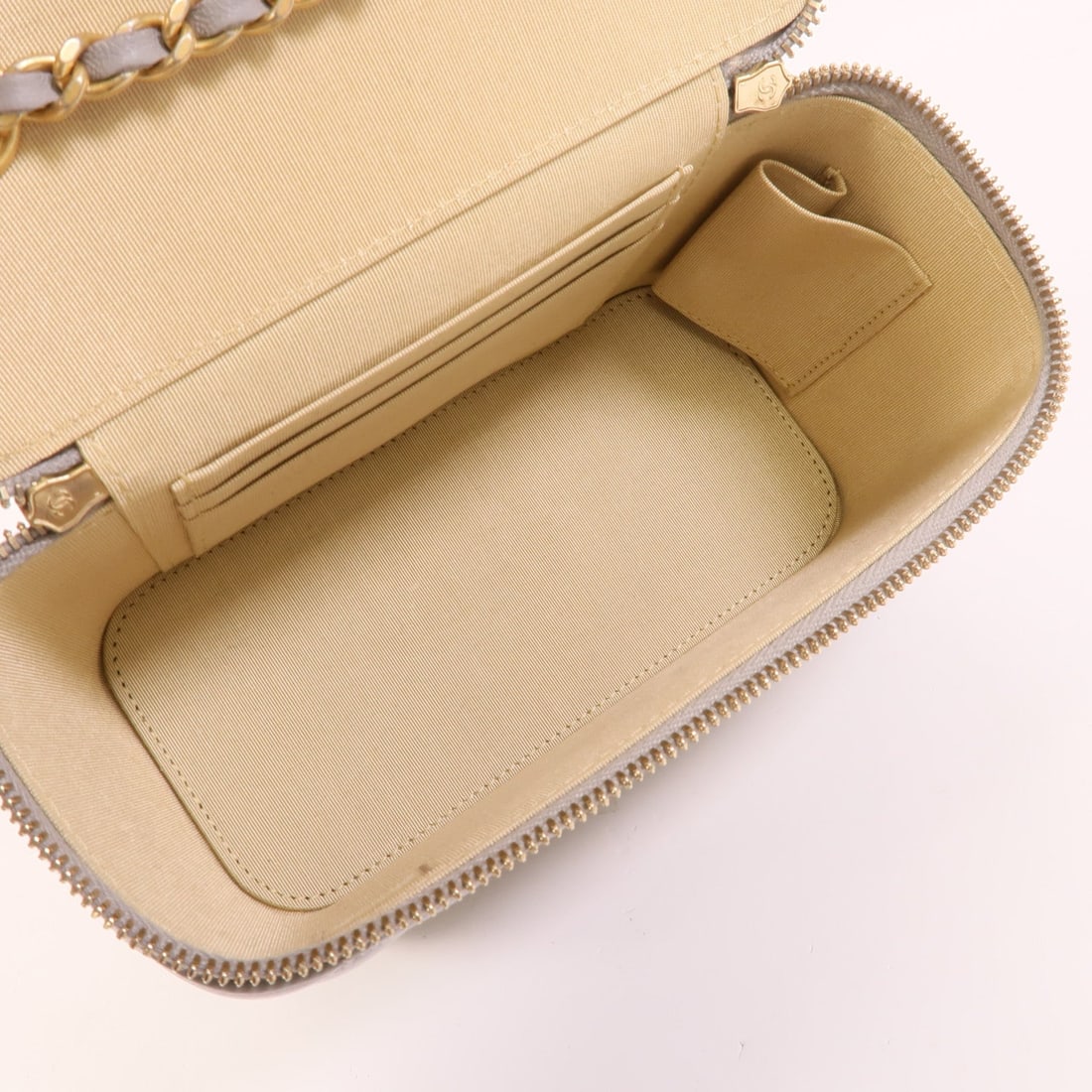 Chanel Vanity Case Gold Ball - 5