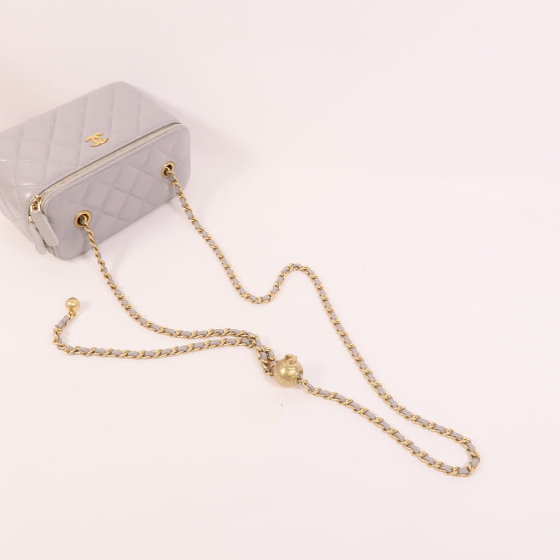 Chanel Vanity Case Gold Ball - 6