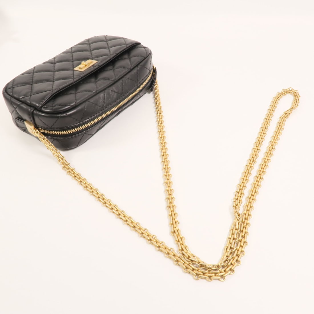 Chanel 2.55 Camera Bag Black - 8
