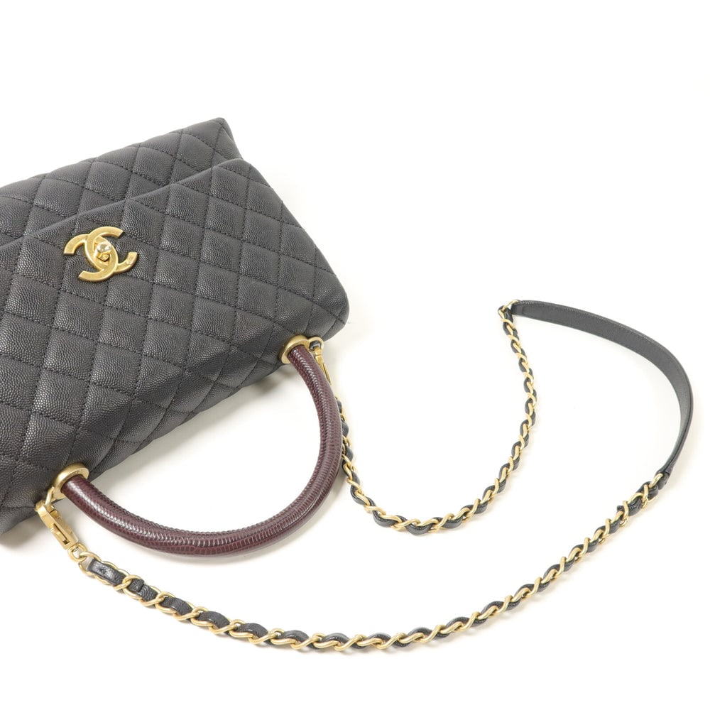 Chanel Coco Handle Medium Black - 11