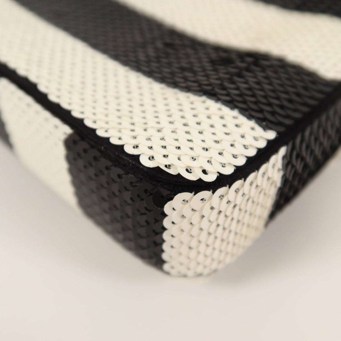 Prada Sequin Patent Clutch Black - 7