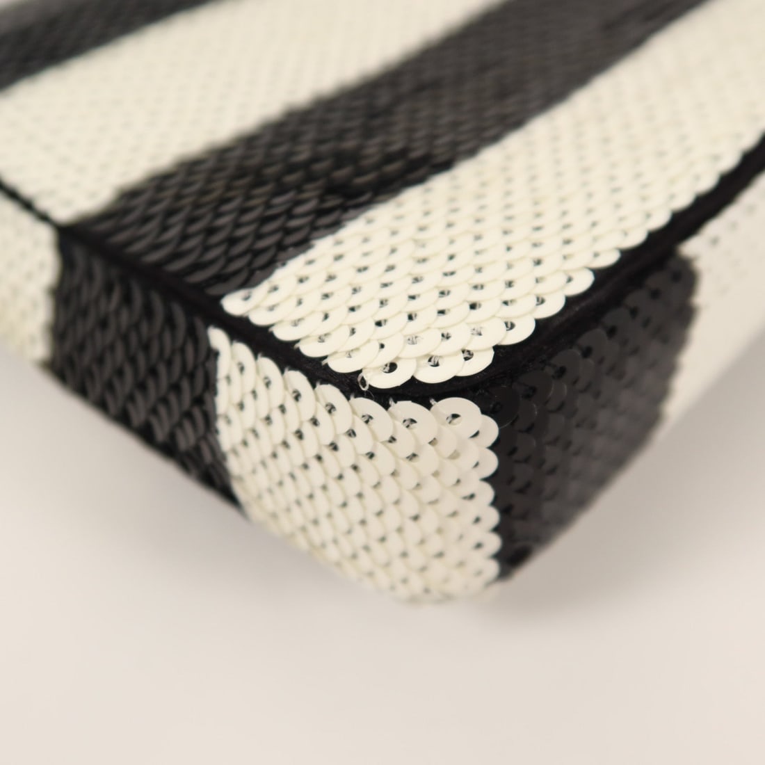 Prada Sequin Patent Clutch Black - 8