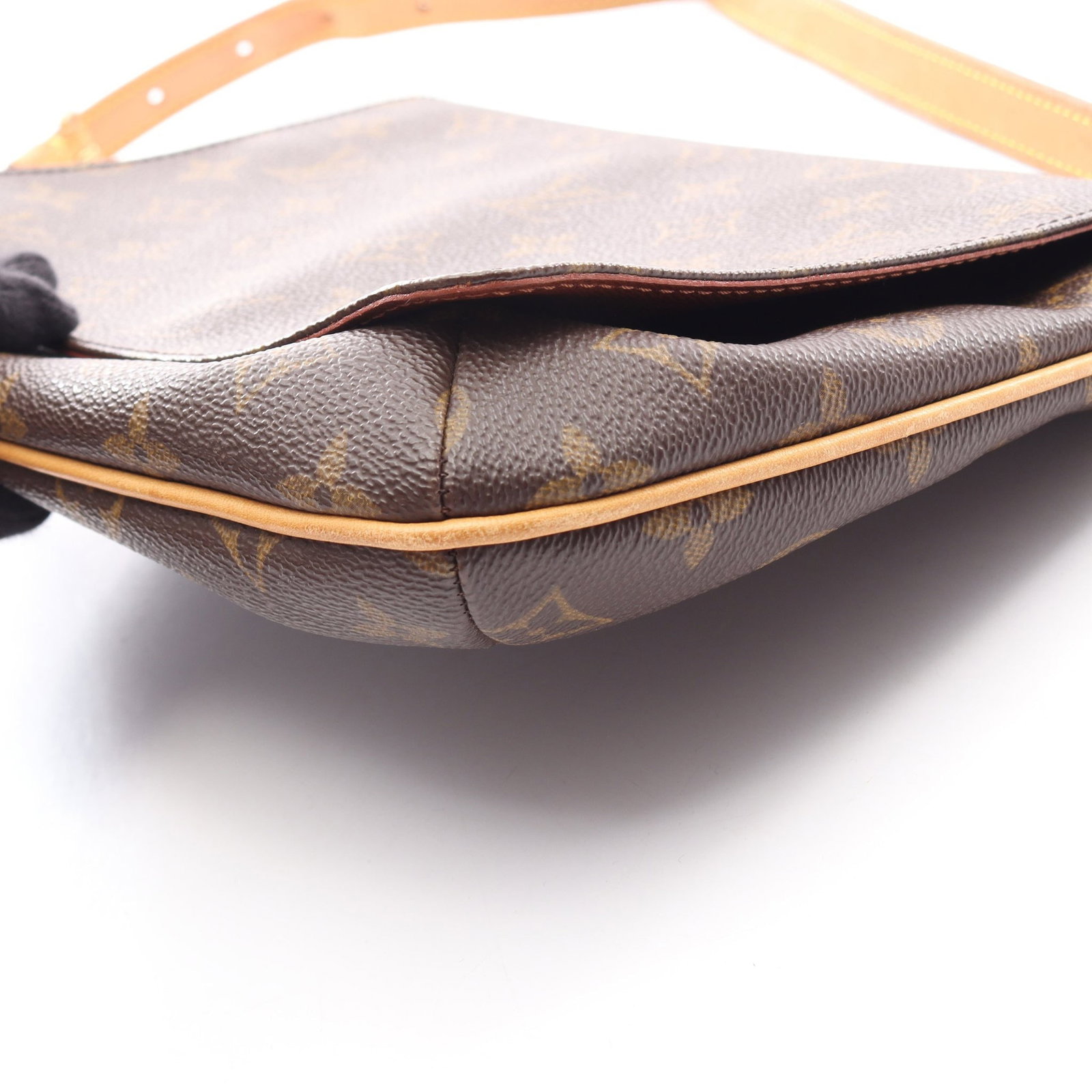 LV Musette Tango Monogram Bag - 7