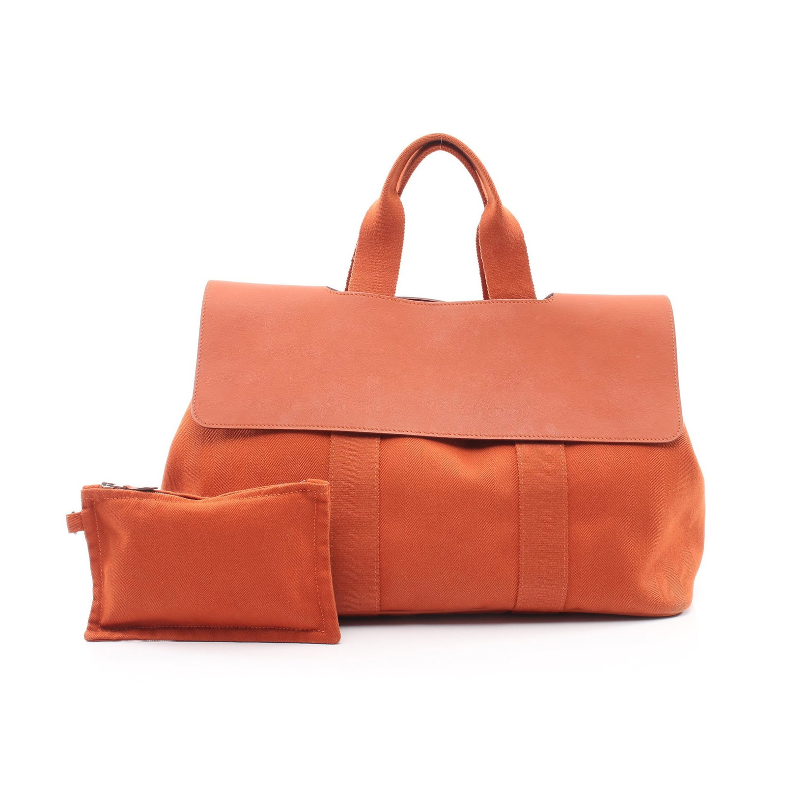 Hermes Valparaiso MM Orange Handbag: Authentic and authenticated Hermes Valparaiso MM Potiron handbag in orange toile chevron and leather with silver hardware. Approx. 28H x 38/41W x 17.5D cm with 43 cm handle.