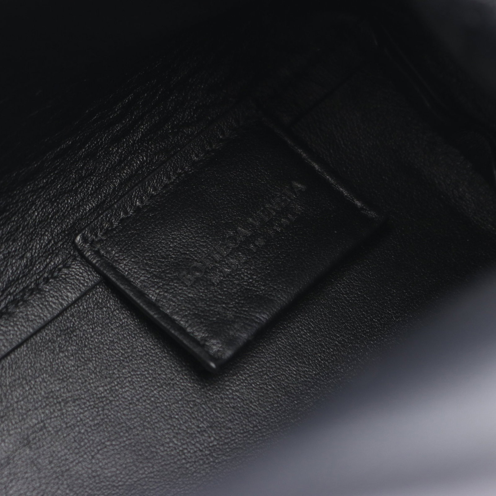 Bottega Point Medium 2WAY Black - 4