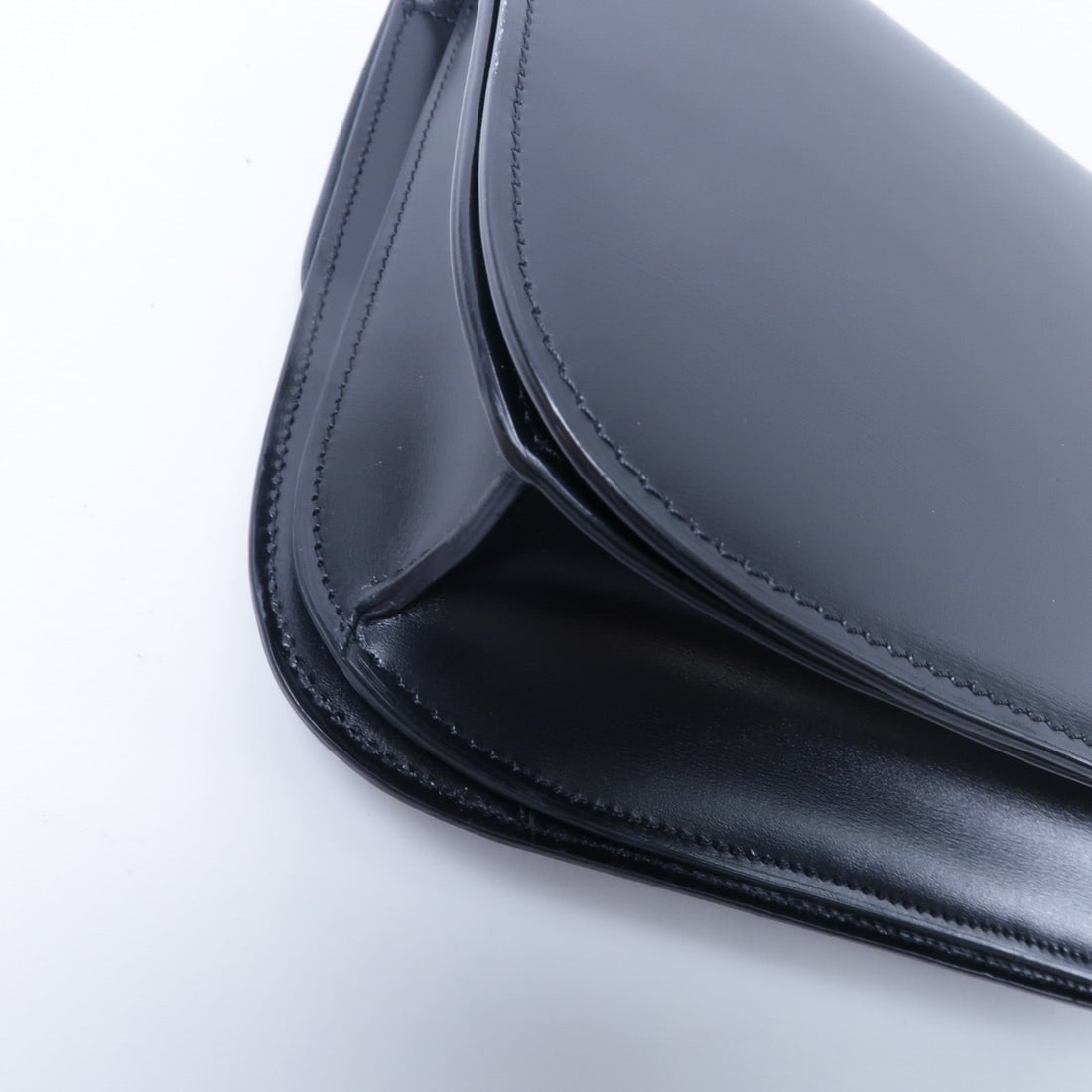 Celine Classic Box Medium Black - 13