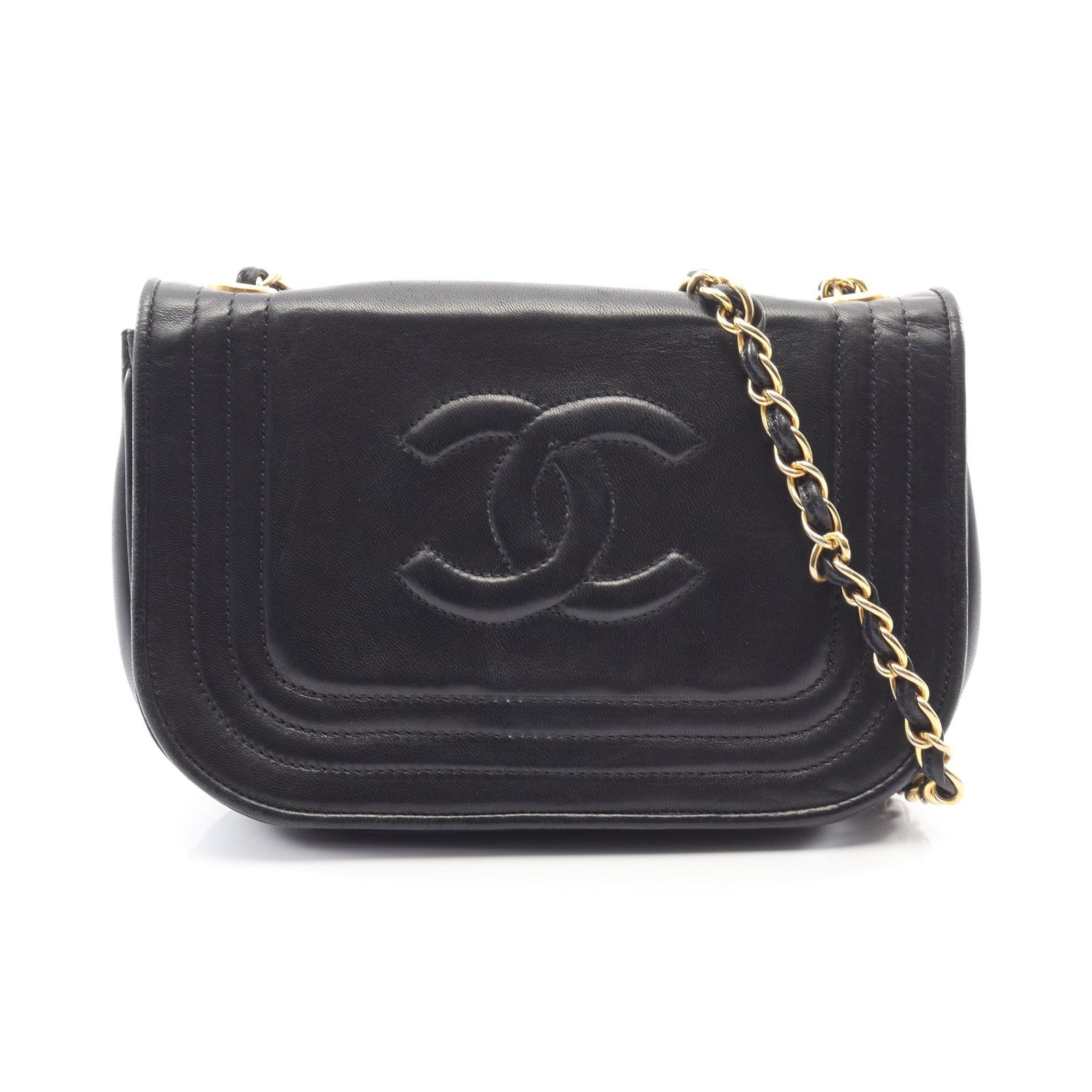 Chanel Vintage Coco Mark Chain Bag: Authentic and authenticated Chanel Coco Mark chain shoulder bag in black lambskin with gold hardware, vintage style. Approx. 12H x 20/19W x 5D cm with 93 cm strap. Includes serial seal and guarantee