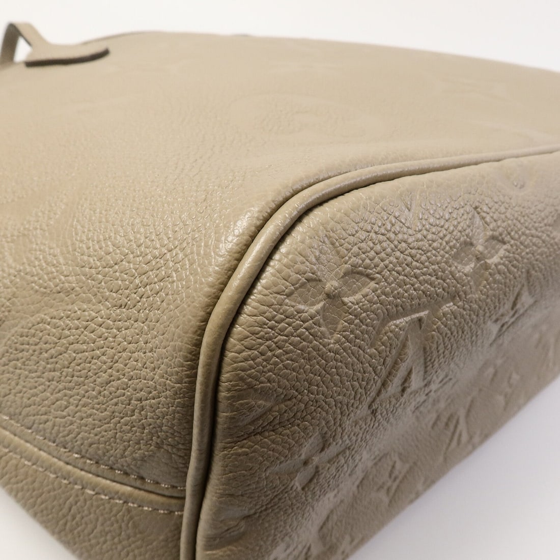 LV Neverfull MM Empreinte Beige - 11