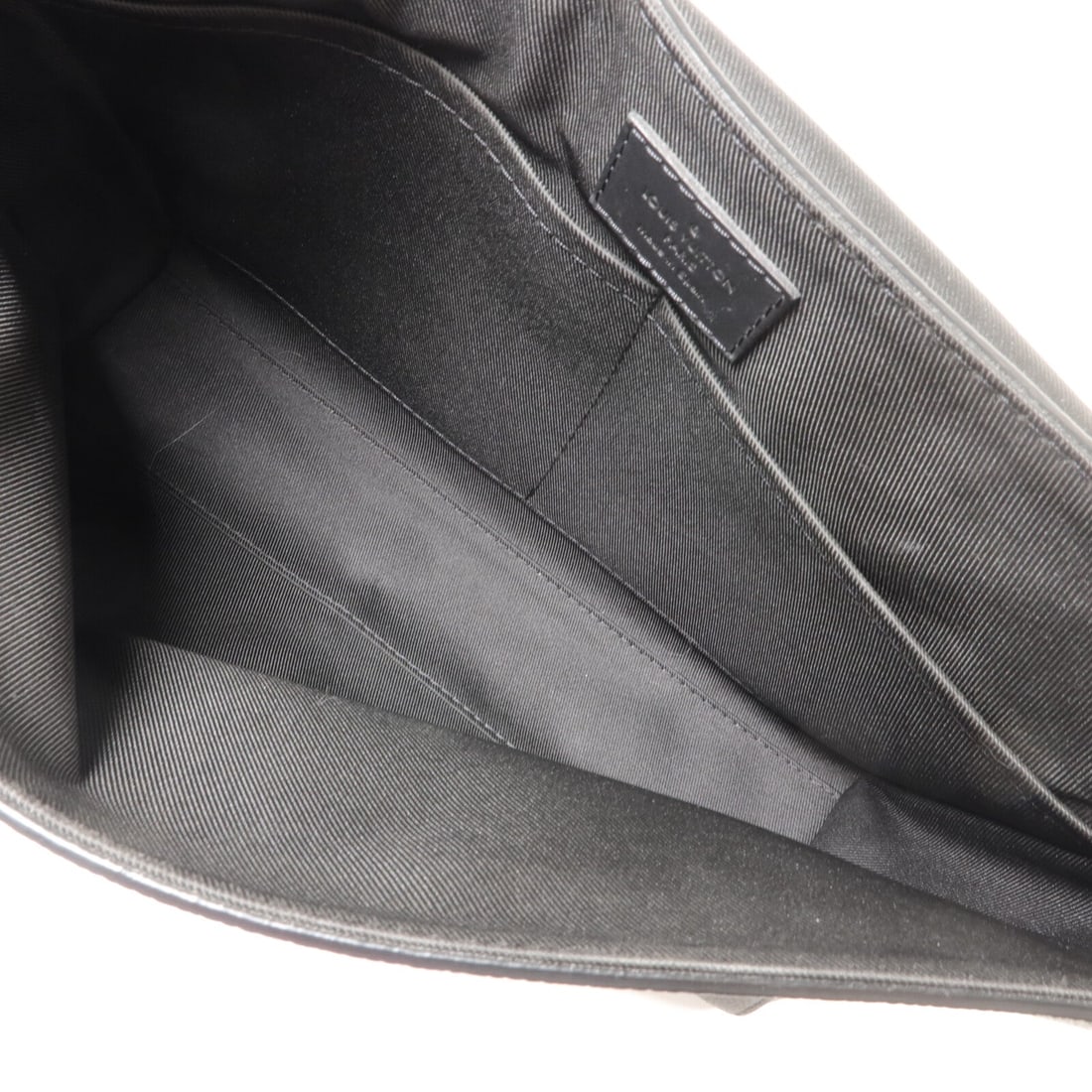 LV Takeoff Messenger Black - 5