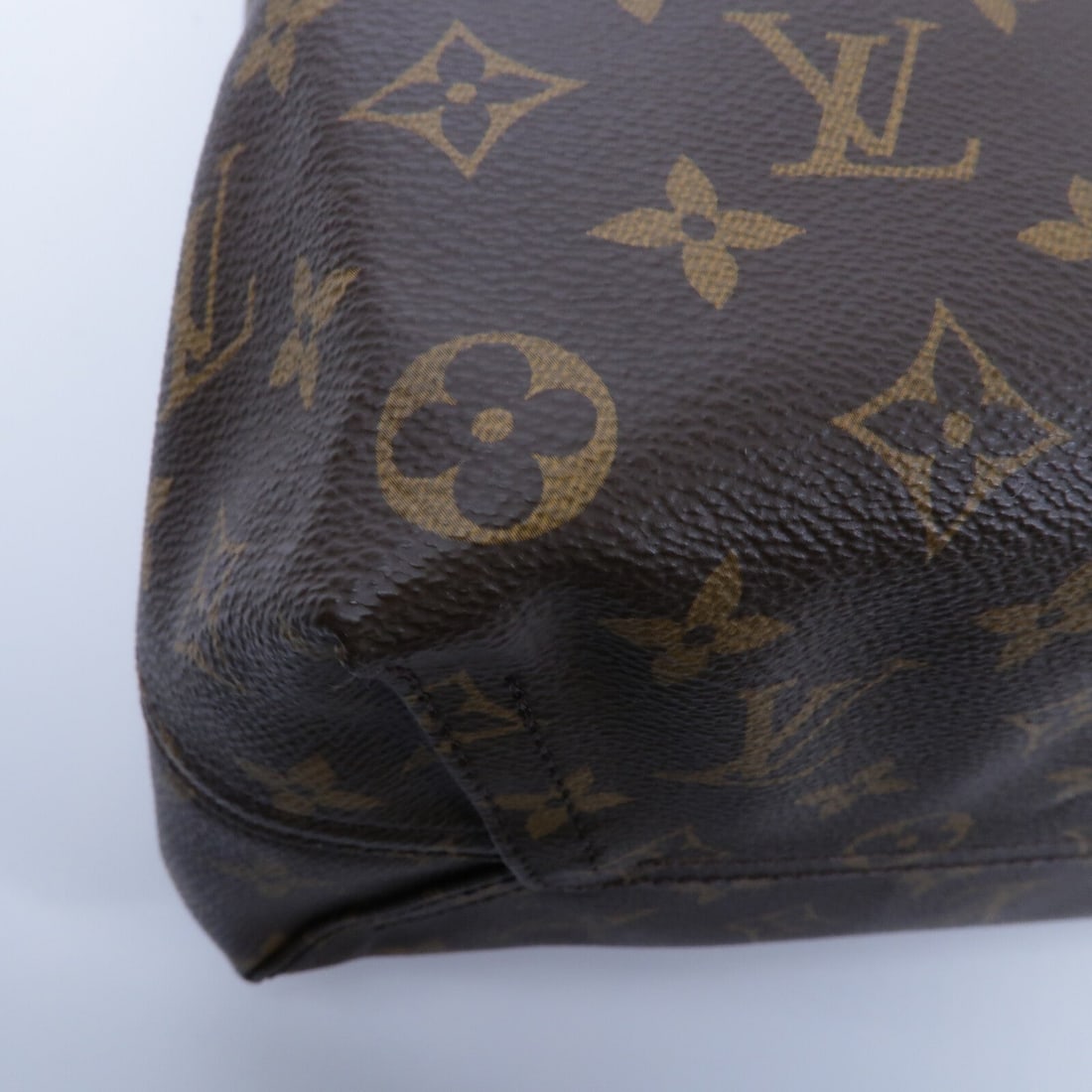 LV Atlantis GM Monogram Shoulder Bag - 9