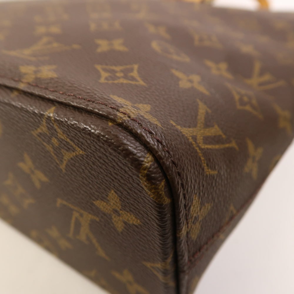 Louis Vuitton Luco Monogram Tote Bag - 11