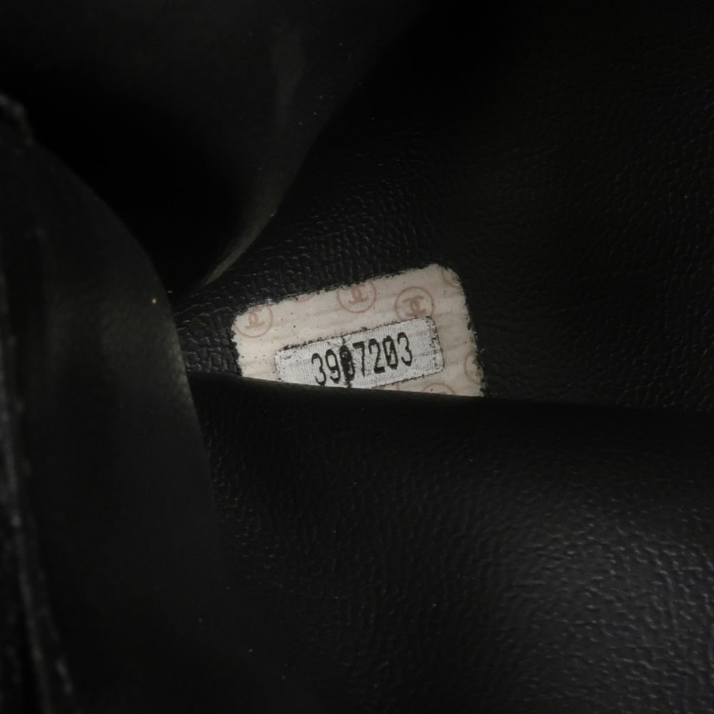 Chanel Lambskin Pouch Black - 18