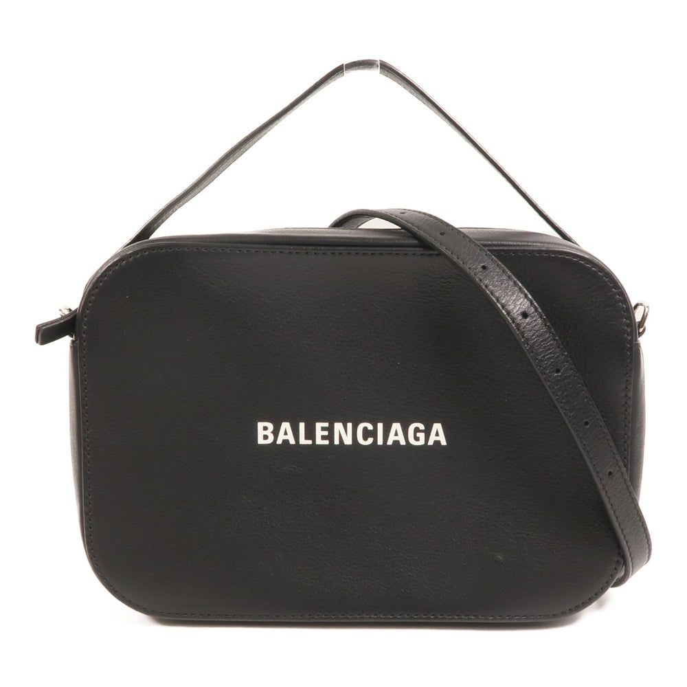 Balenciaga Everyday Camera 2Way: Authenticated genuine Balenciaga Everyday Camera 2-way shoulder bag in black calfskin leather with silver-tone hardware. Includes storage bags. Product no. 562481. Approx. W23 x H16 x D5 cm.