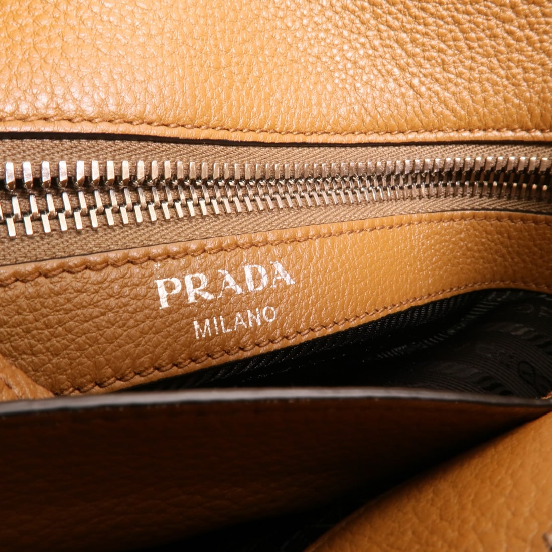 Prada Vitello Phenix Brown - 9