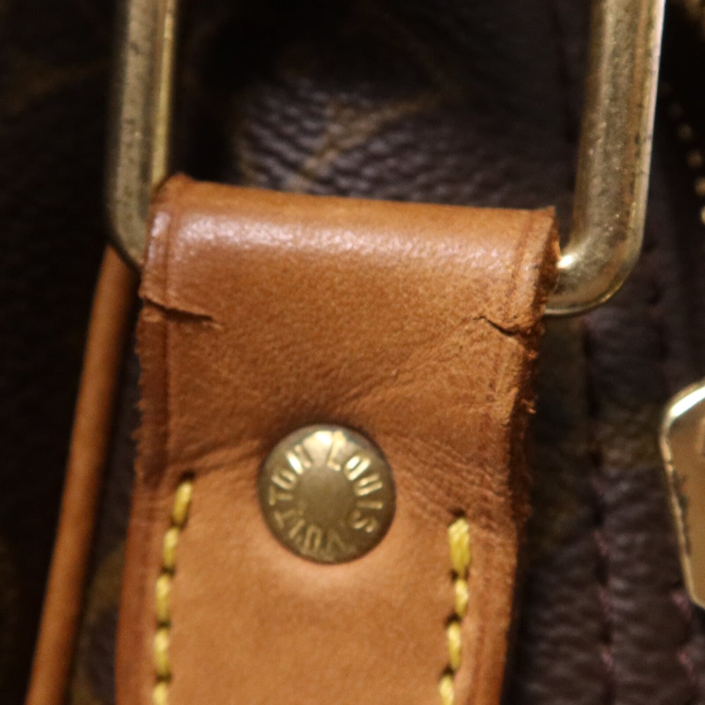 Louis Vuitton Reporter GM Monogram - 16