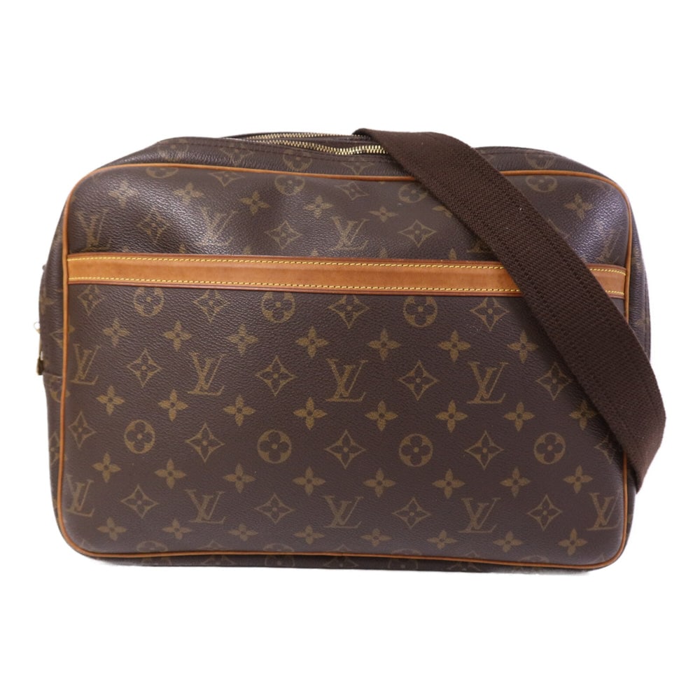 Louis Vuitton Reporter GM Monogram: Authenticated genuine Louis Vuitton Reporter GM shoulder bag in brown Monogram PVC coated canvas with gold-tone hardware. Product no. SP0090. Approx. W35 x H28 x D15 cm; shoulder 85-132 cm.