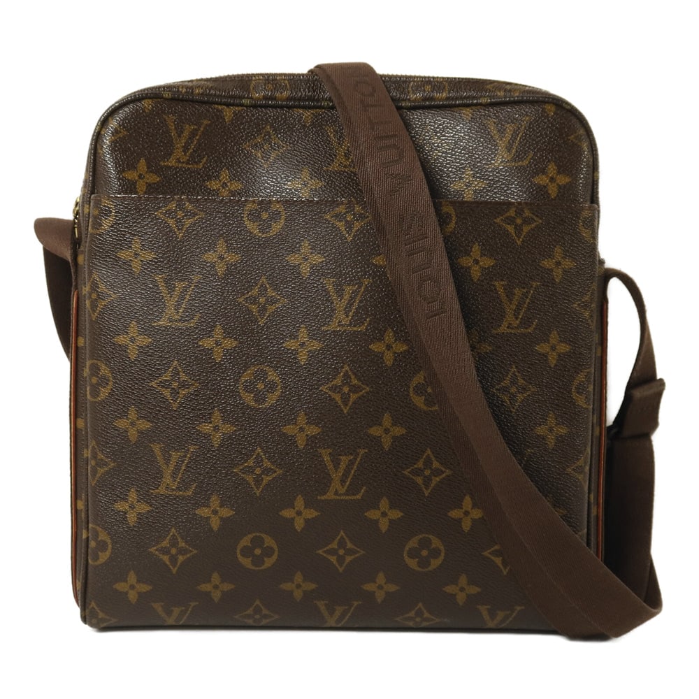 Louis Vuitton Trotteur Beaubourg Bag: Authenticated genuine Louis Vuitton Trotteur Beaubourg shoulder bag in brown Monogram PVC coated canvas with gold-tone hardware. Includes storage bags. Product no. SP4009. Approx. W25 x H27 x D4 cm.