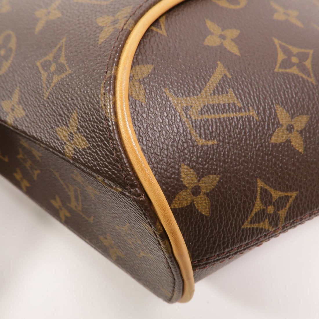 Louis Vuitton Ellipse MM Monogram - 9