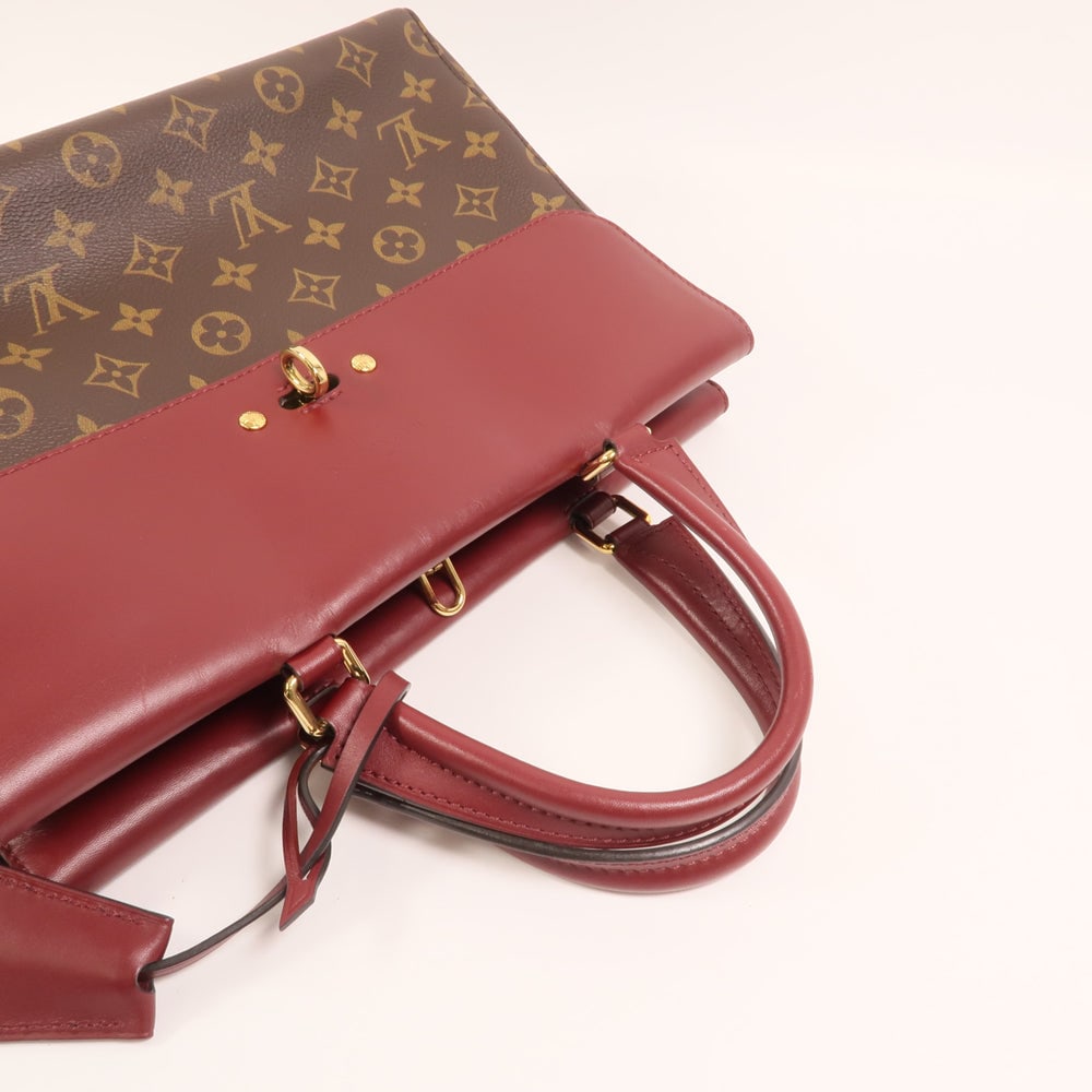 Louis Vuitton Venus Monogram Bag - 8