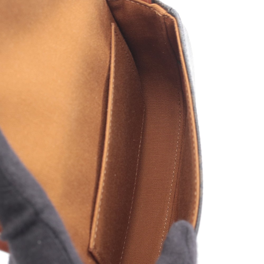 Celine Triomphe Mini Busas Bag - 3