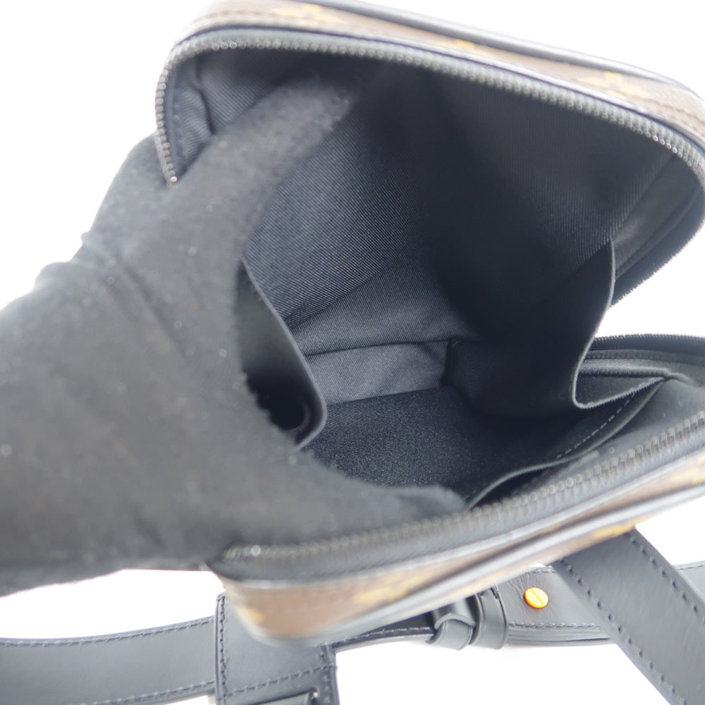 LV Utility Side Bag Monogram - 13