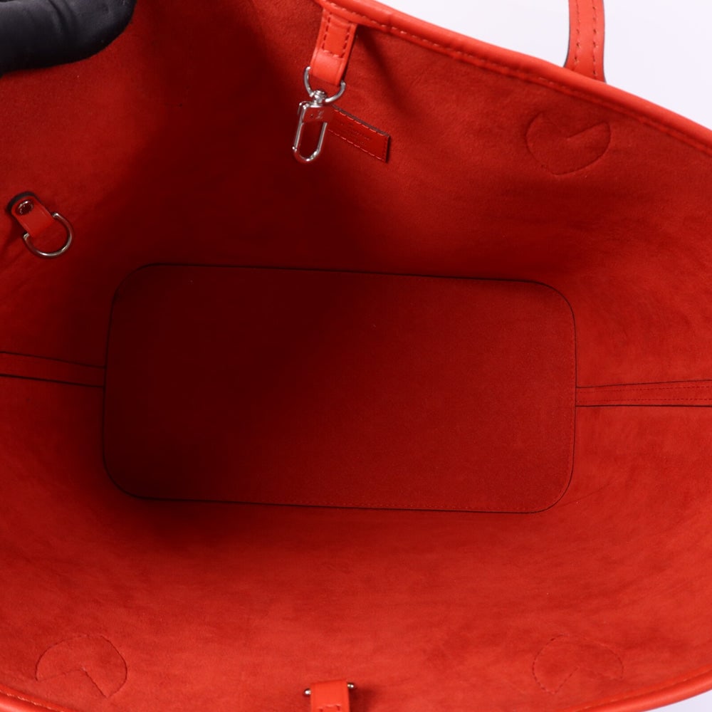 LV Neverfull MM Epi Navy Red - 5