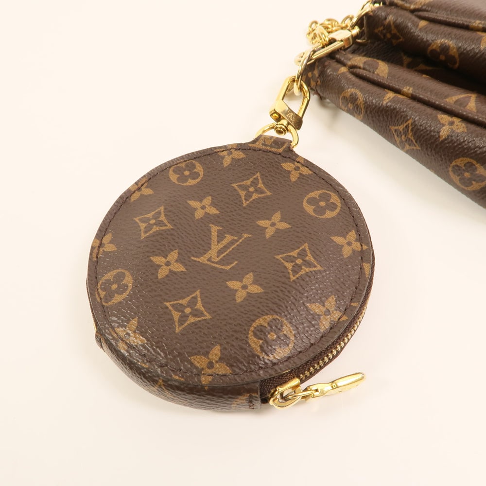 Louis Vuitton Multi Pochette Accessoires - 16