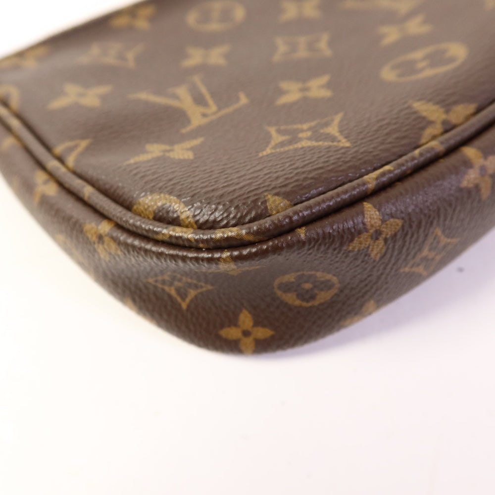 Louis Vuitton Multi Pochette Accessoires - 20