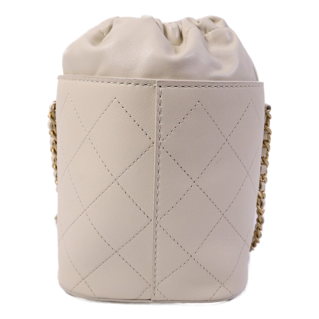 Chanel Bucket Bag Beige: Beige lambskin bucket shoulder bag.