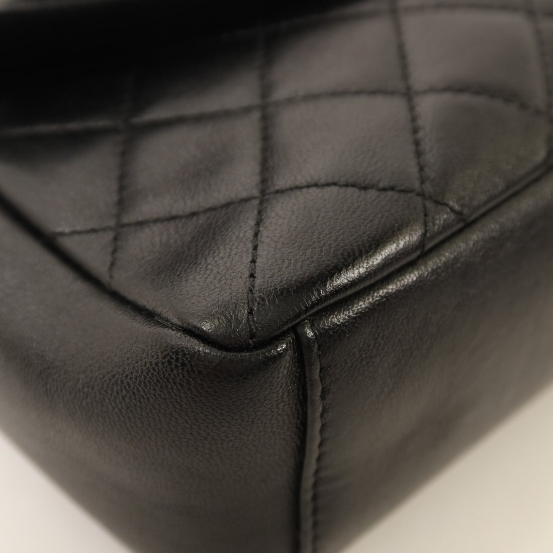 Chanel Chain Shoulder Bag Black - 10