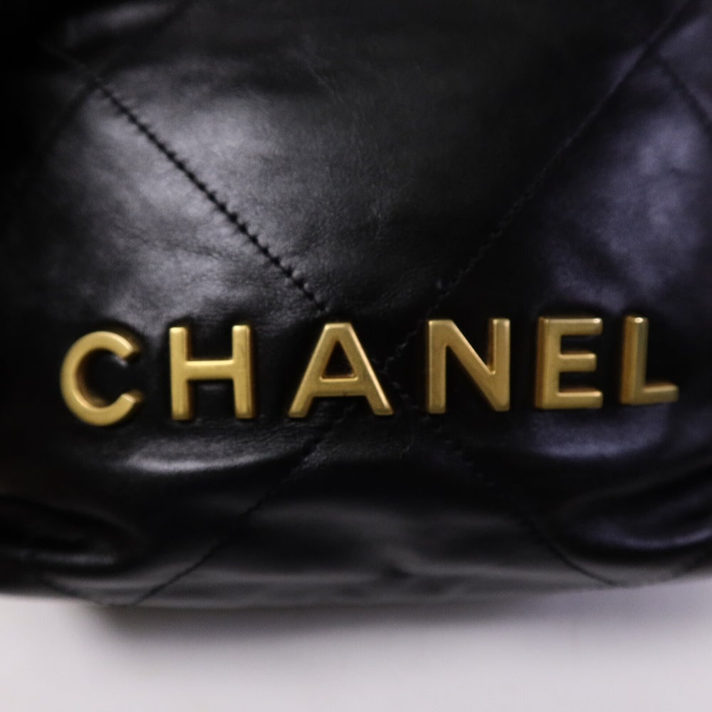 Chanel 22 Mini Black - 8