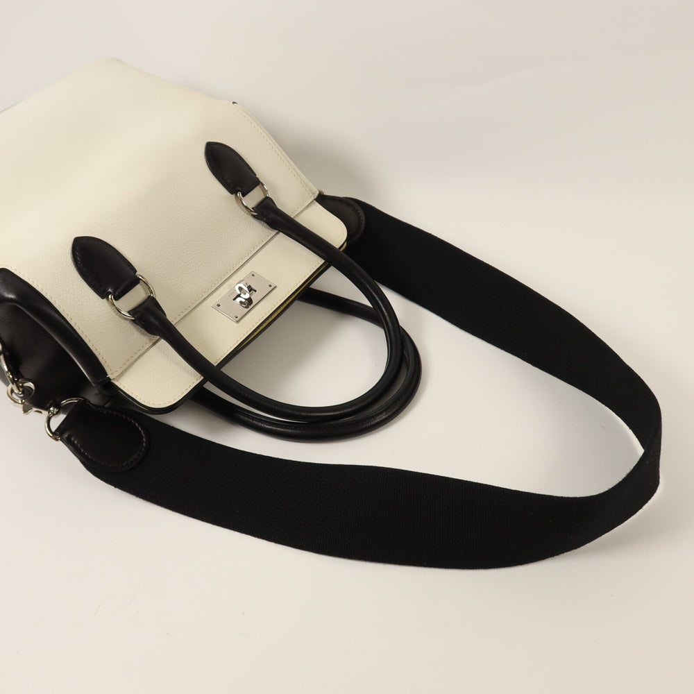 Hermes Toolbox 20 White Noir - 8