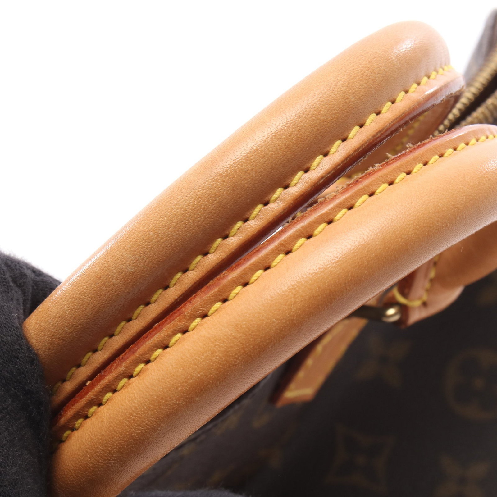LV Alma PM Monogram Handbag Brown - 14
