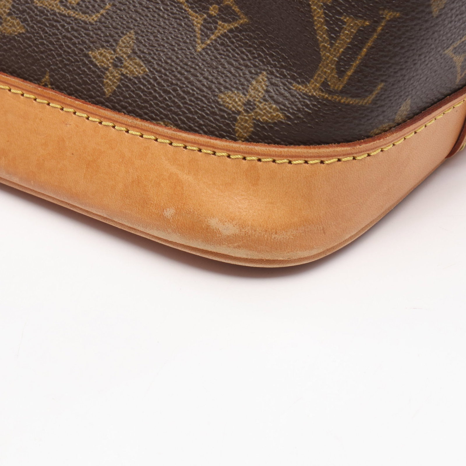 LV Alma PM Monogram Handbag Brown - 9