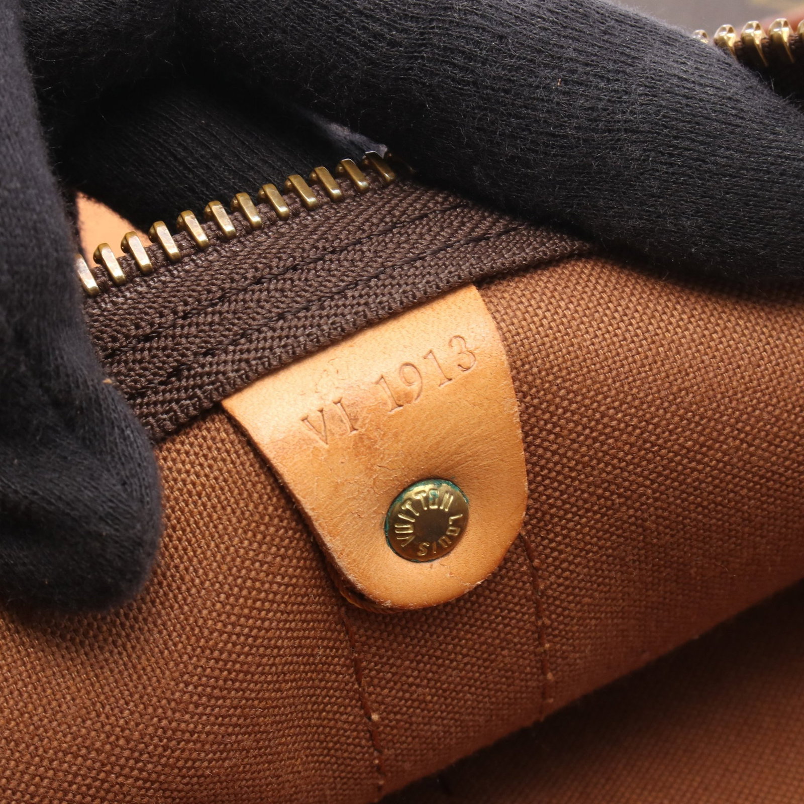 LV Keepall 60 Monogram Boston Bag - 5