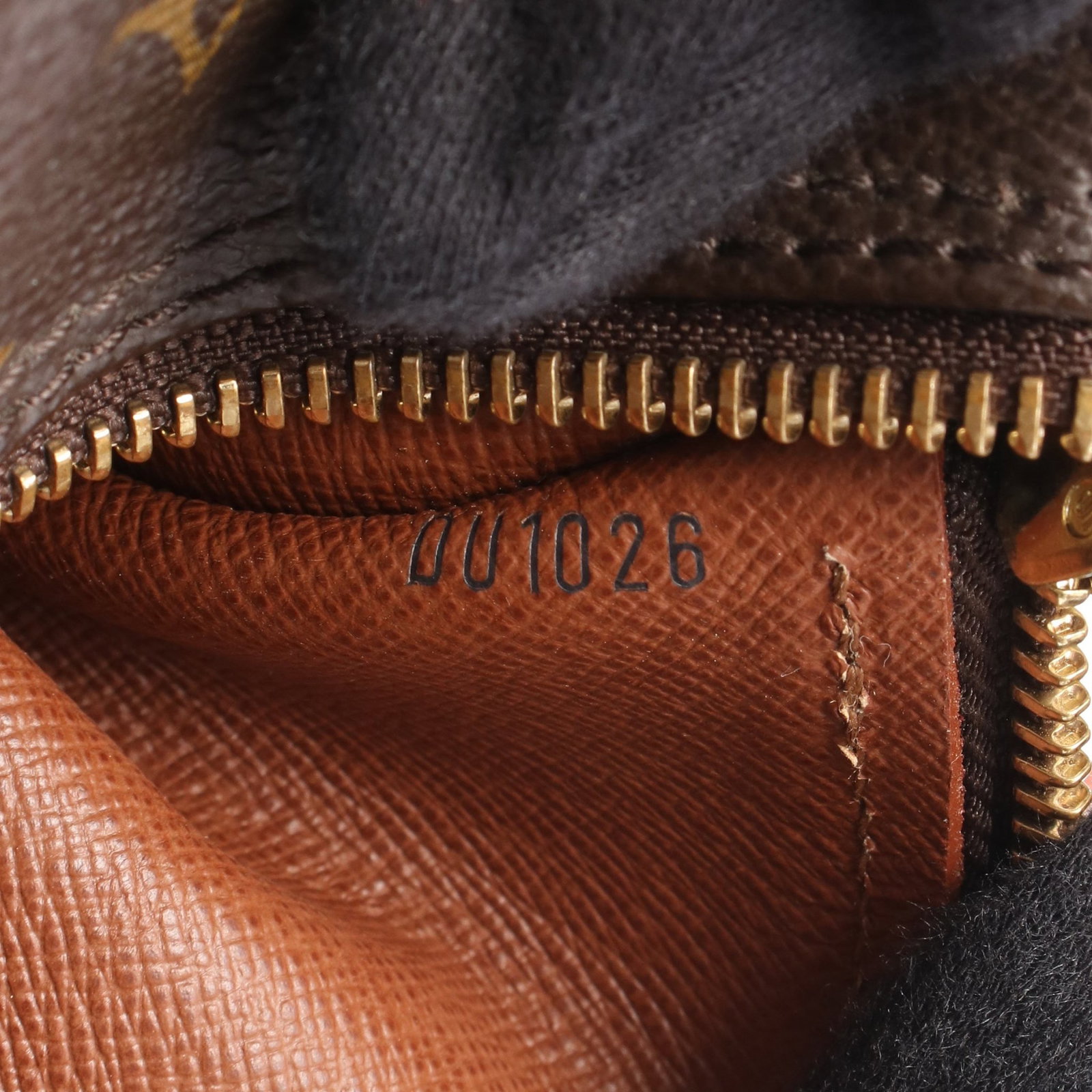 LV Papillon 30 Monogram Handbag - 5