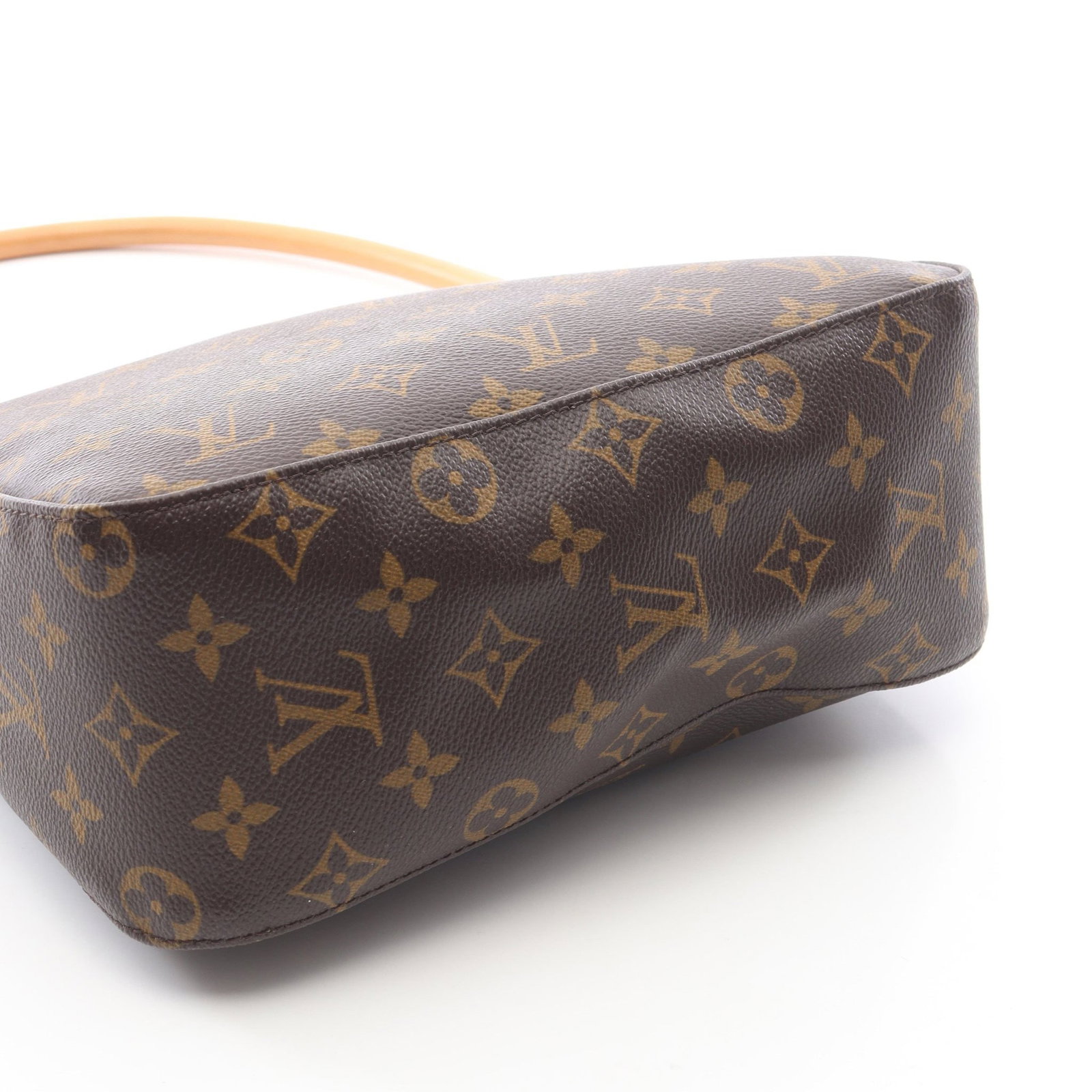 LV Looping MM Monogram Shoulder Bag - 8