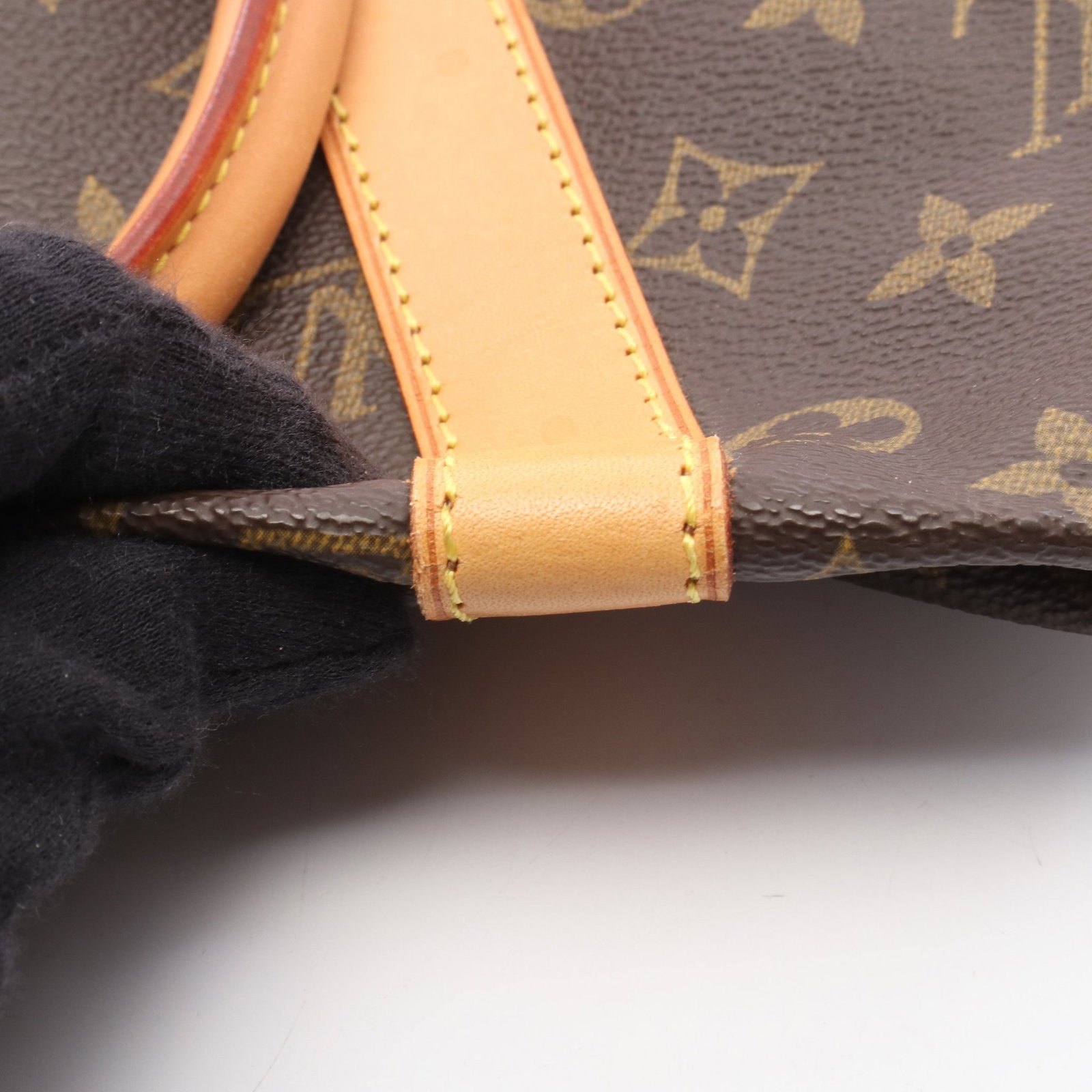 LV Keepall 45 Monogram Boston Bag - 10