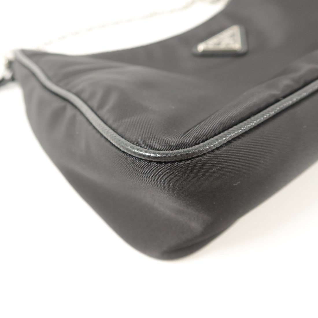 Prada Re-Edition 2005 Chain Bag - 15