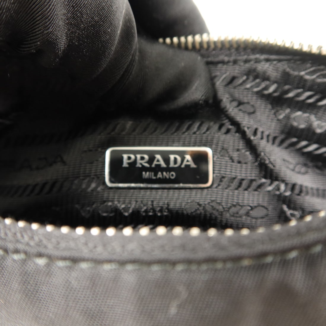Prada Re-Edition 2005 Chain Bag - 6