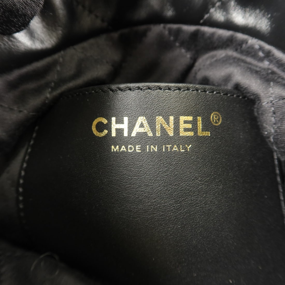 Chanel 22 Mini 2 Way Black - 6