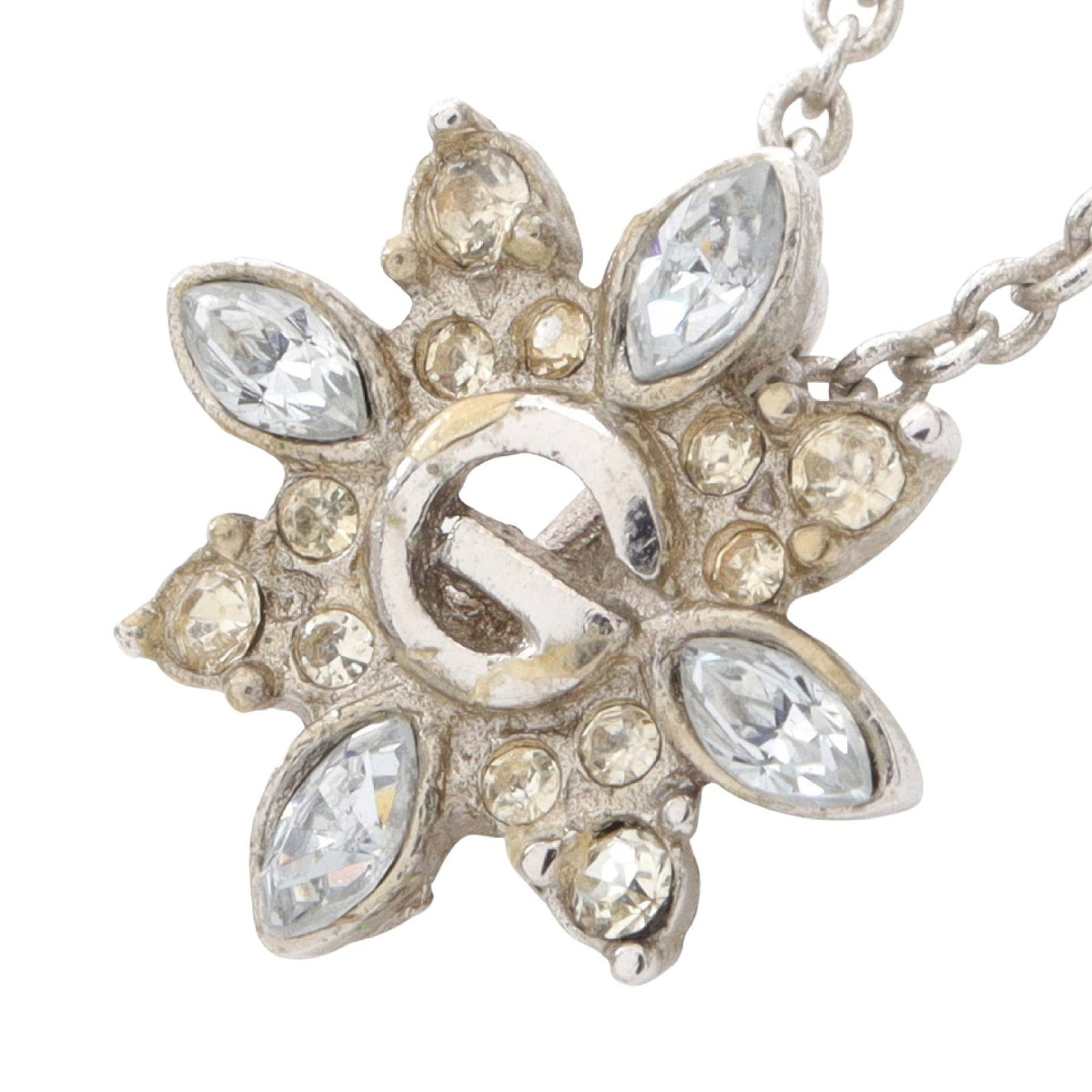 Givenchy G Flower Necklace Silver: G logo Flower necklace in silver tone with rhinestones.