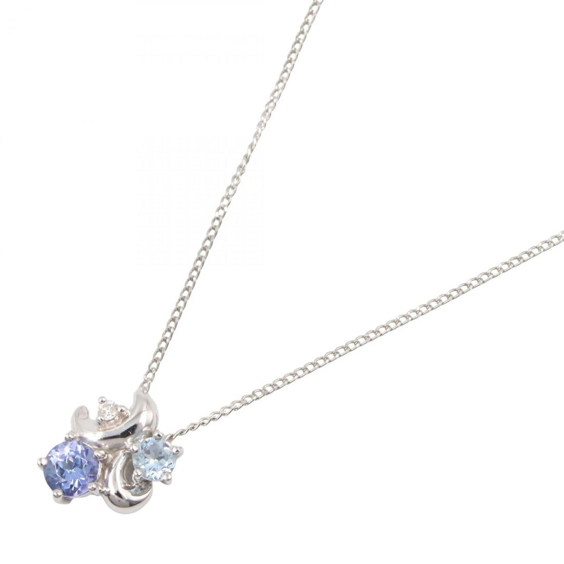 Tasaki Sapphire Aquamarine Necklace: Sapphire diamond aquamarine necklace in PT900 and PT850 platinum.